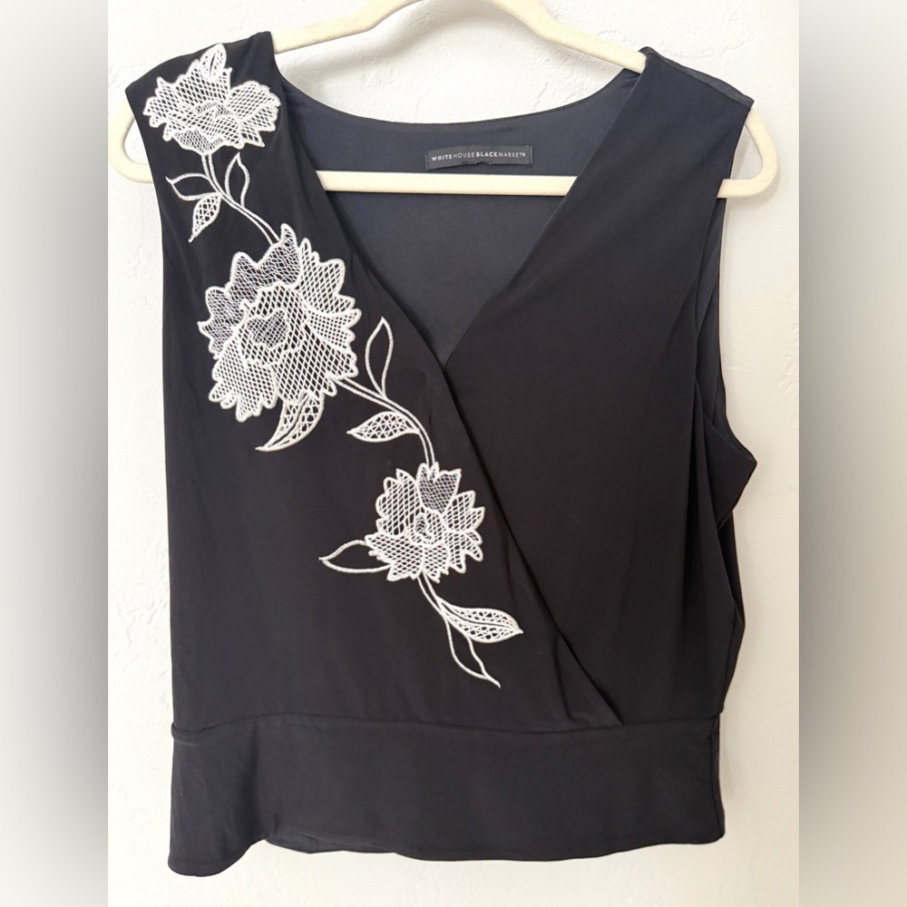 White House Black Market Black V Neck with Ivory Floral Embroidery Large